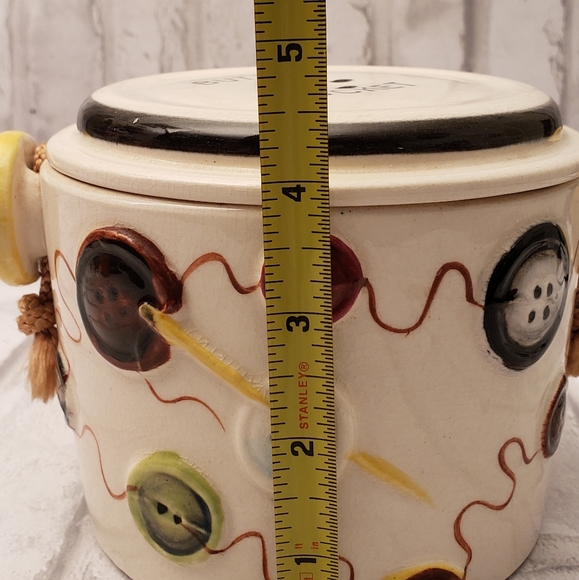 Fred Roberts Bucket of Buttons - Picture 9 of 11